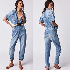 Free People Marci Coverall in Light Wash Size XL Jumpsuit Coveralls Relaxed Fit